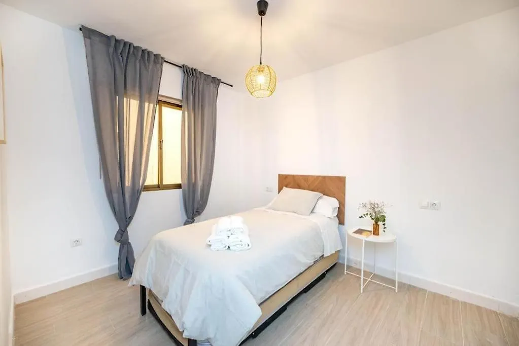 Ct 228 - City Center Fuengirola - Apartment I 0*,  España